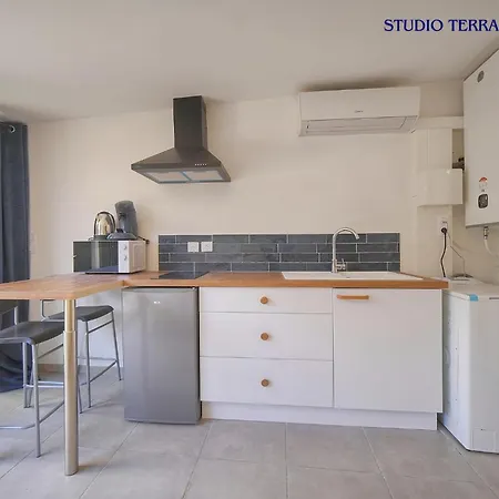 Vca House -5 - 15min Mer- Wifi-clim 아파트 *